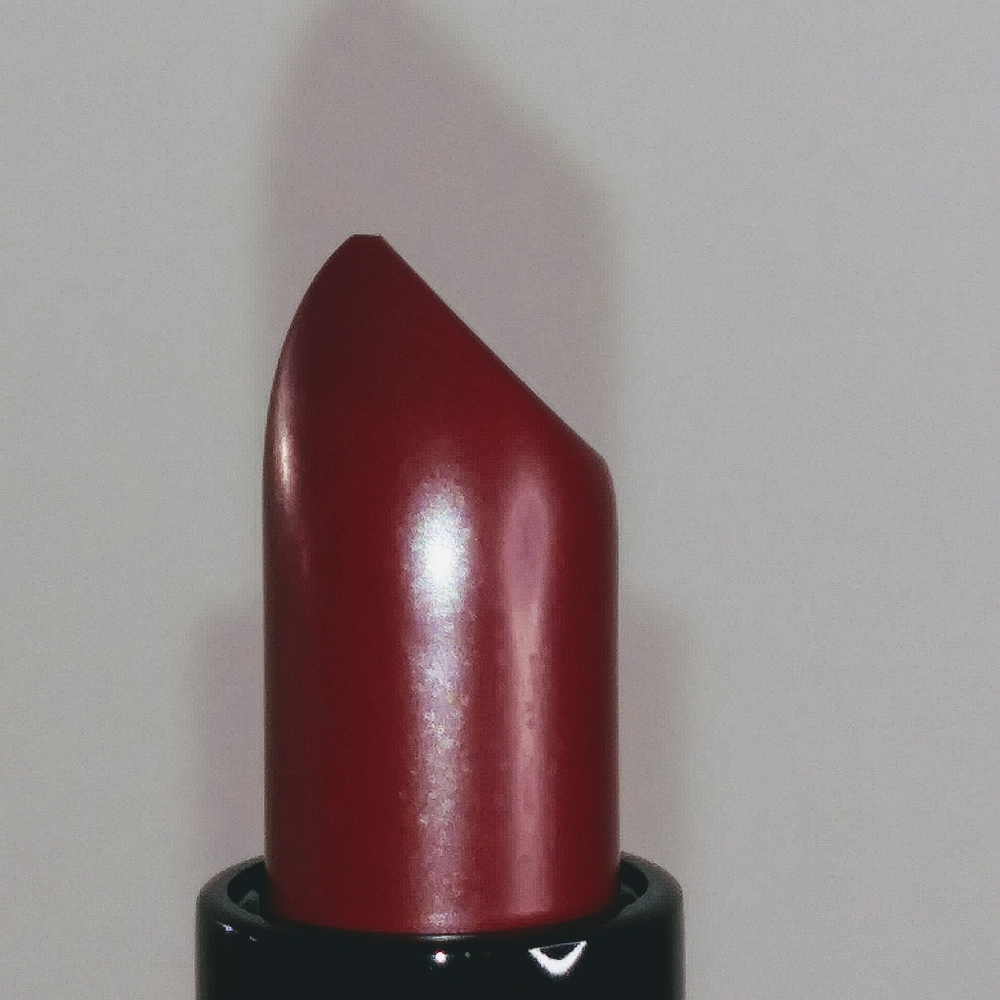 MAC DIVA MATTE LIPSTICK - Picture 4 of 5